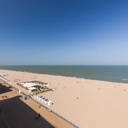 Huswell - Frontal Seaview In *