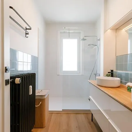 Huswell - Frontal Seaview In Apartment *